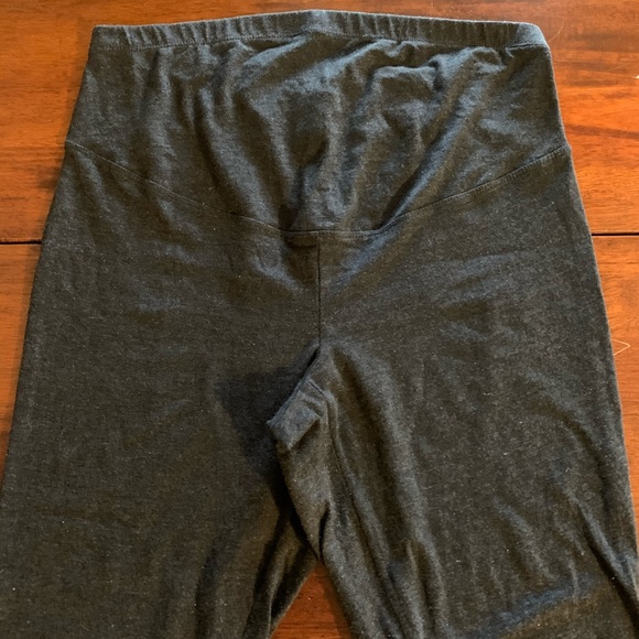 Maternity Full-Panel Jersey Leggings, Charcoal, Old Navy, size M - Picture 2 of 4